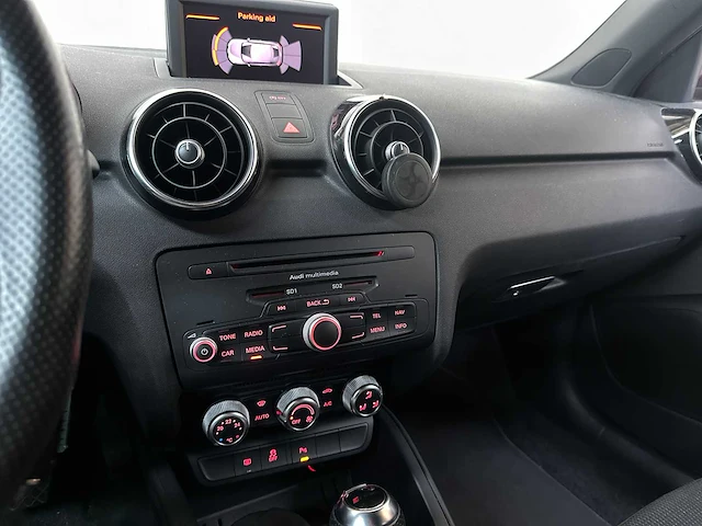 Audi a1 sportback 1.4 tfsi s-line pdc 122pk 2013, 7-kfn-93 - afbeelding 22 van  44
