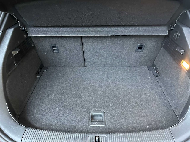 Audi a1 sportback 1.4 tfsi s-line pdc 122pk 2013, 7-kfn-93 - afbeelding 36 van  44