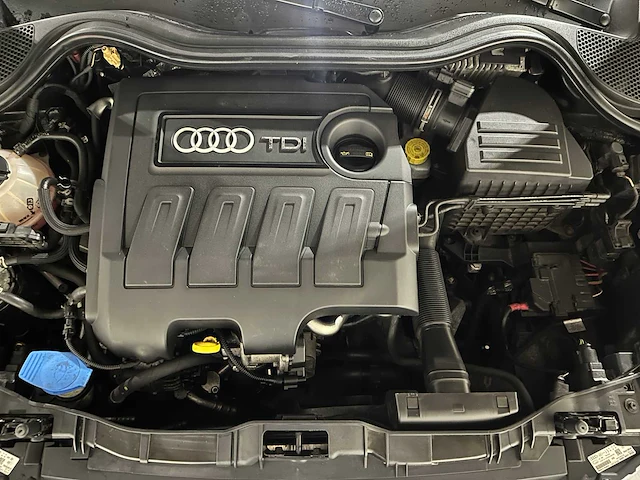 Audi a1 sportback 1.6 tdi admired s-line 90pk 2014, 6-xrh-06 - afbeelding 37 van  43