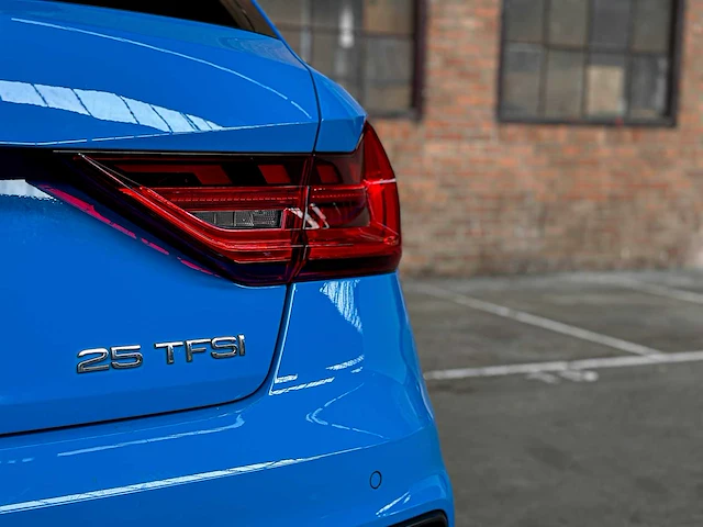Audi a1 sportback 25 tfsi s line pro line s 95pk 2019 nieuw-model, zb-011-f - afbeelding 7 van  44