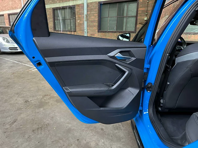 Audi a1 sportback 25 tfsi s line pro line s 95pk 2019 nieuw-model, zb-011-f - afbeelding 29 van  44