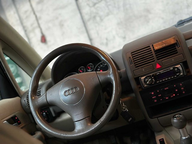 Audi a2 1.4 75pk 2000 - afbeelding 19 van  57