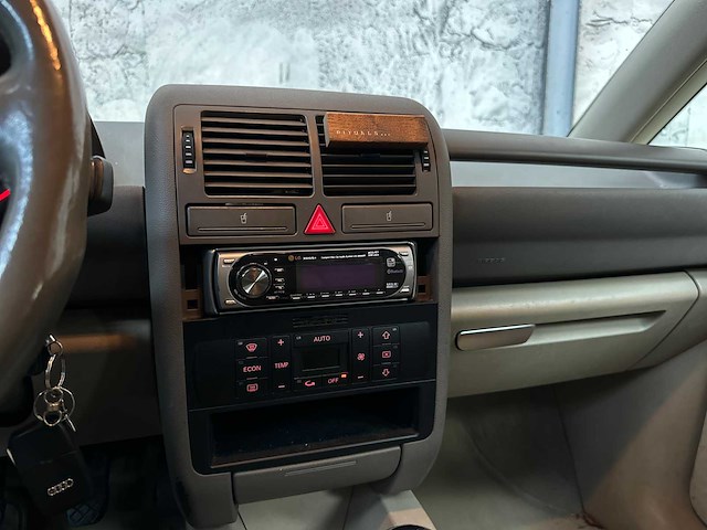Audi a2 1.4 75pk 2000 - afbeelding 27 van  57