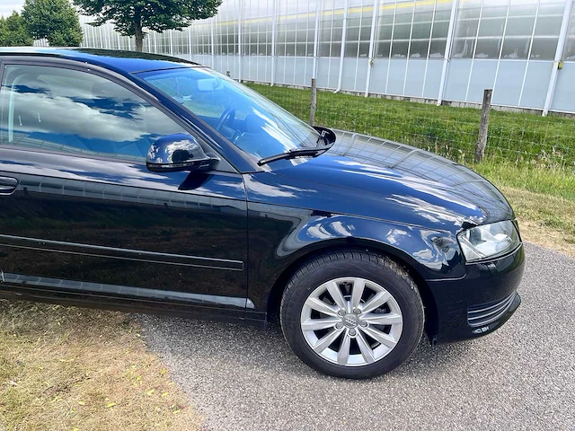 Audi a3 - 1.6 attraction b.e. - 2008 - personenauto - afbeelding 3 van  31