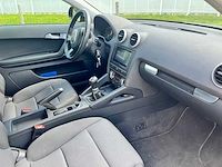 Audi a3 - 1.6 attraction b.e. - 2008 - personenauto - afbeelding 9 van  31