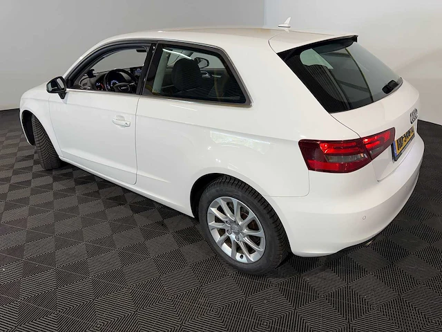 Audi a3 1.2 tfsi attr. pro, hd-546-x - afbeelding 5 van  12