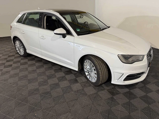 Audi a3 1.4 e-tron prol, hr-799-b - afbeelding 11 van  14