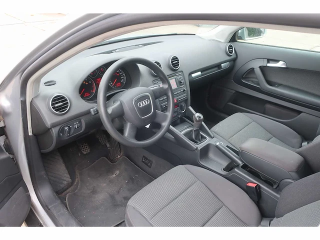 Audi a3 1.4 tfsi attr. bns, 06-gfv-1 - afbeelding 3 van  15