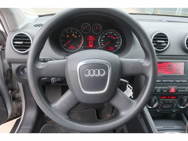 Audi a3 1.4 tfsi attr. bns, 06-gfv-1 - afbeelding 4 van  15