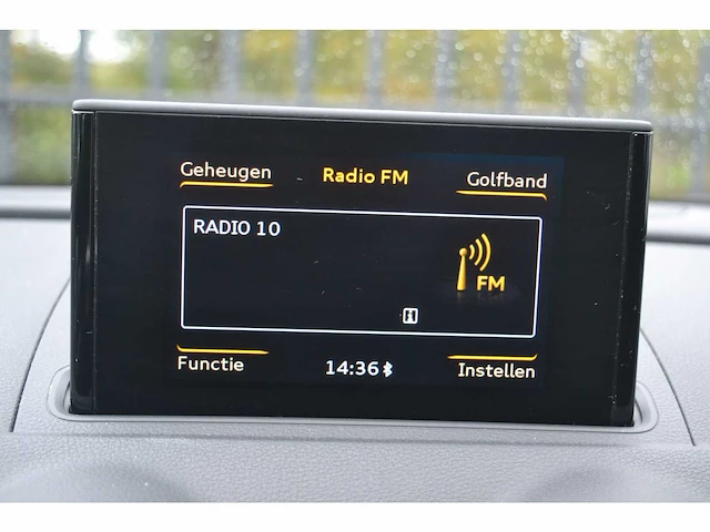 Audi a3 1.4 tsi ambiente limousine - personenauto - afbeelding 15 van  32