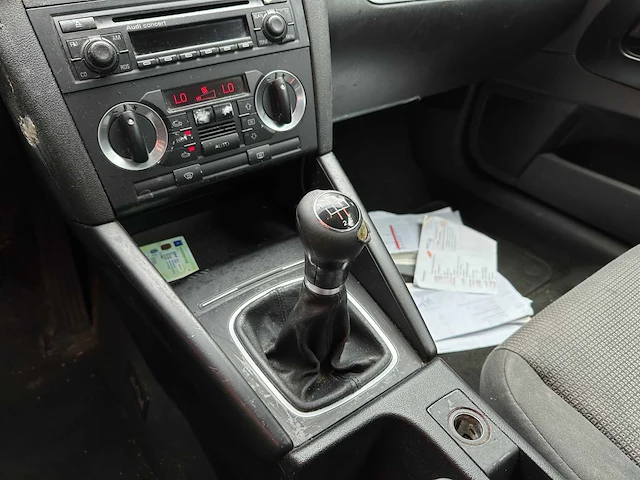 Audi a3 1.6 attraction 102pk 2003, 22-pk-jp - afbeelding 10 van  29