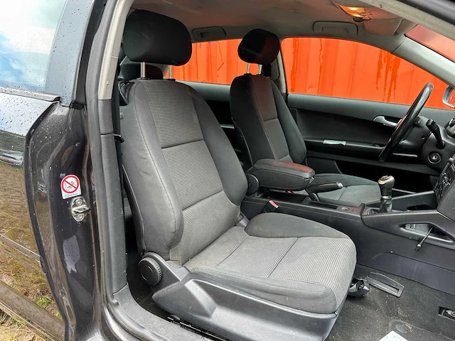 Audi a3 1.6 attraction 102pk 2003, 22-pk-jp - afbeelding 18 van  29