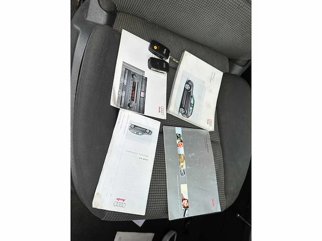 Audi a3 1.6 attraction 102pk 2003, 22-pk-jp - afbeelding 22 van  29