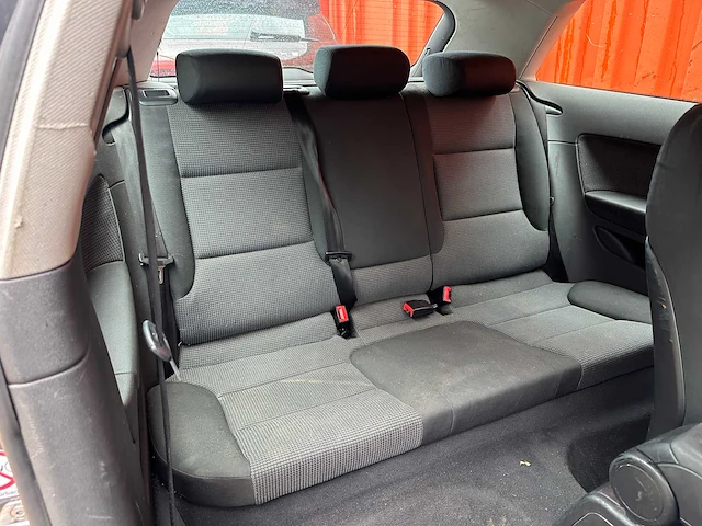 Audi a3 1.6 attraction 102pk 2003, 22-pk-jp - afbeelding 19 van  29