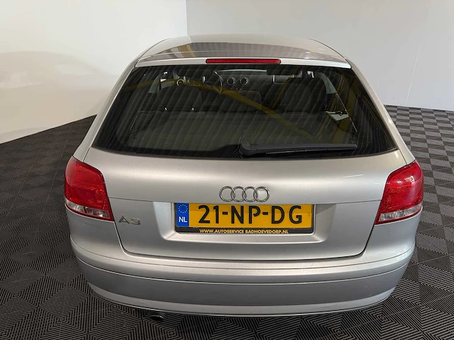 Audi a3 1.6 attraction, 21-np-dg - afbeelding 7 van  13