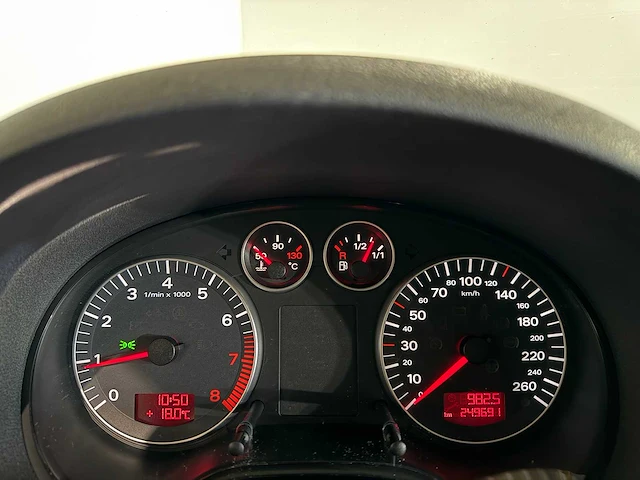 Audi a3 1.6 attraction, 21-np-dg - afbeelding 13 van  13