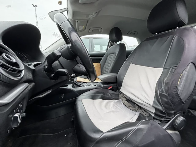 Audi a3 1.6 tdi attraction, 2013 - afbeelding 25 van  26