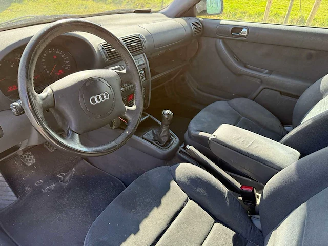 Audi a3 1.9 tdi ambiente, 22-dt-zl - afbeelding 5 van  6