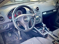 Audi a3 2.0 fsi ambition,31-nd-zr - afbeelding 10 van  13