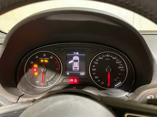 Audi a3 35 tfsi cabriolet 1.5 tfsi 150pk 2019 - afbeelding 14 van  38