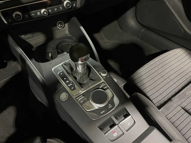 Audi a3 35 tfsi cabriolet 1.5 tfsi 150pk 2019 - afbeelding 16 van  38