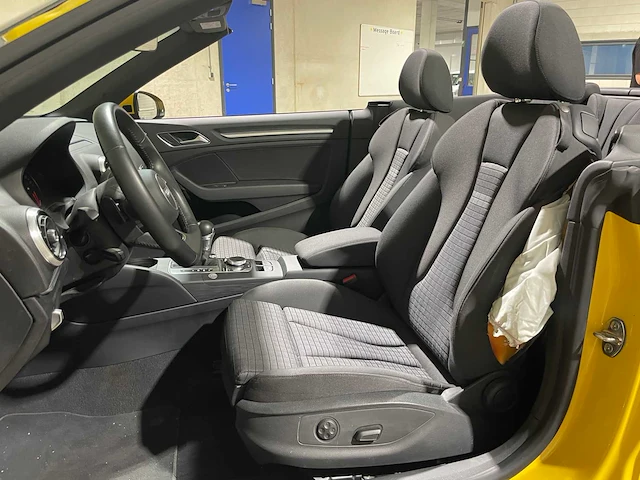 Audi a3 35 tfsi cabriolet 1.5 tfsi 150pk 2019 - afbeelding 21 van  38