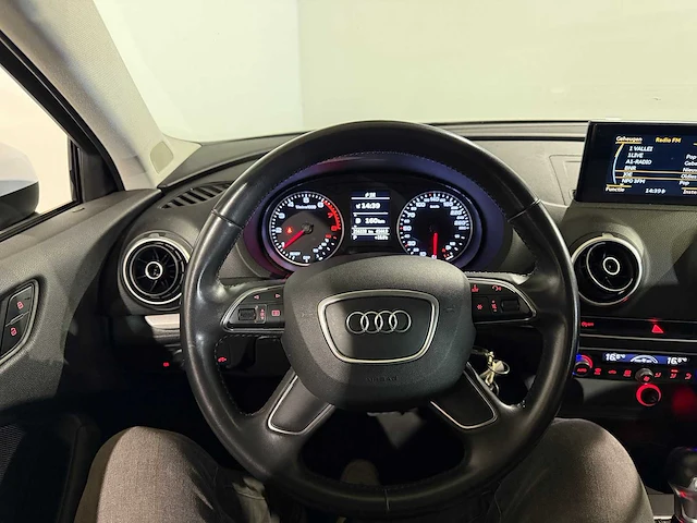 Audi a3 limousine 1.4 tfsi attr. pl+, pt-353-z - afbeelding 2 van  13