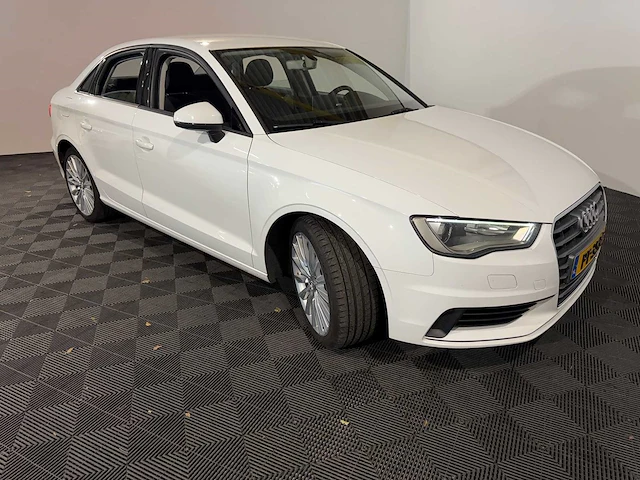 Audi a3 limousine 1.4 tfsi attr. pl+, pt-353-z - afbeelding 10 van  13