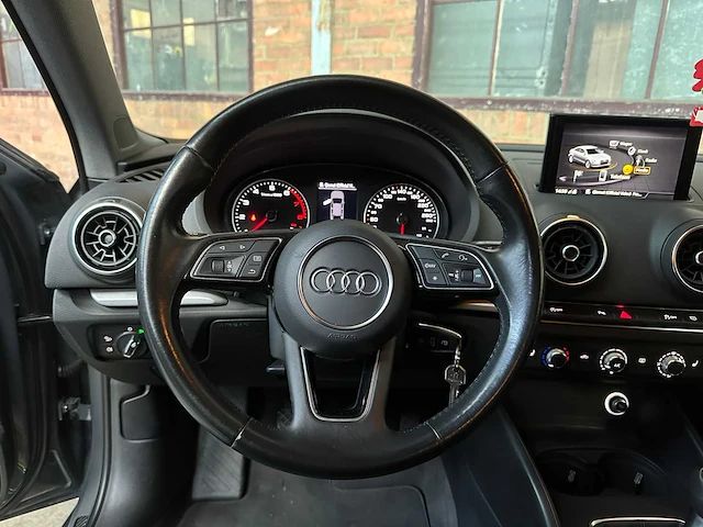 Audi a3 limousine 1.5 tfsi cod sport sport s line edition 150pk 2018, k-205-ls - afbeelding 11 van  41
