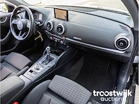 Audi a3 limousine 30 tfsi s-line automaat 2019 navigatie xenon/led stoelverwarming getint glas 18"inch fabrieksgarantie - afbeelding 5 van  24