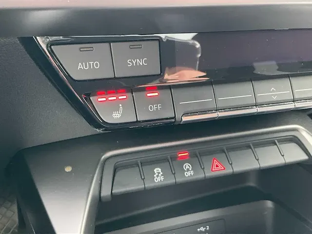 Audi a3 limousine 35 tdi pro line automaat 2021, r-951-dr - afbeelding 16 van  25