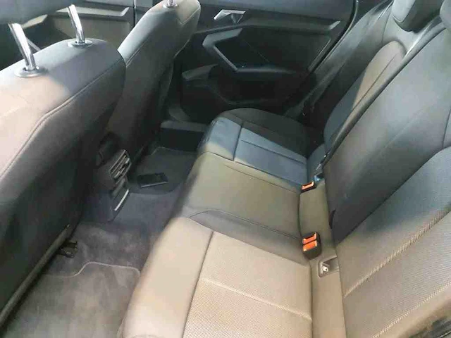 Audi a3 limousine 35 tfsi automaat 2022 - afbeelding 16 van  18