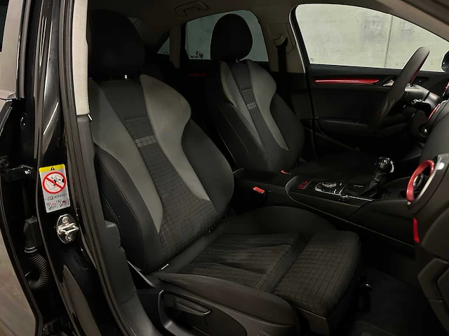 Audi a3 limousine s-line 1.4 tfsi cod ambition 140pk 2014 (origineel-nl), 5-tvp-68 - afbeelding 37 van  45