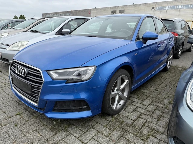 Audi a3 sedan 1.6 tdi business edition s tronic 116 at,2018 - afbeelding 1 van  24
