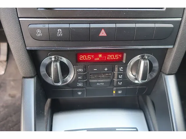 Audi a3 sportback 1.2 tfsi ambit.pl.b, 92-rtk-2 - afbeelding 3 van  18