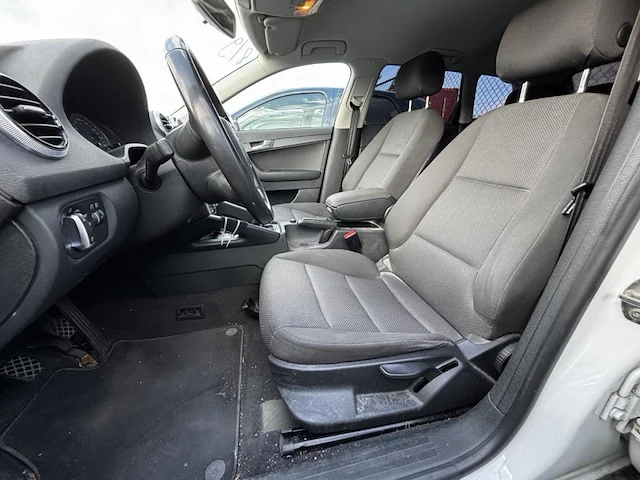 Audi a3 sportback 1.2 tfsi attraction start/stop,2011 - afbeelding 23 van  25