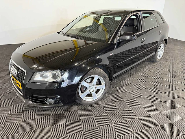 Audi a3 sportback 1.2 tfsi s edition, 35-zgk-9 - afbeelding 1 van  13