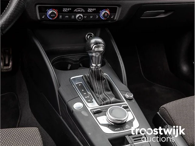 Audi a3 sportback 1.4 e-tron phev s-line automaat 2018 keyless go & entry bang & olufsen adaptive cruise lane assist half leer 18"inch - afbeelding 11 van  31