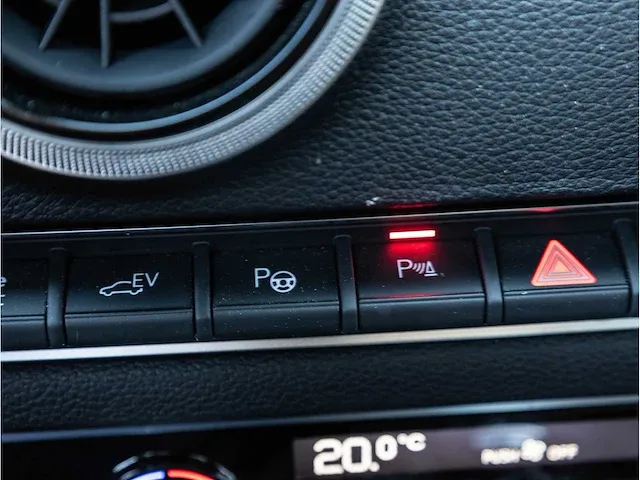 Audi a3 sportback 1.4 e-tron s-line phev 204pk automaat 2018 panoramadak vol leer virtual cockpit keyless, t-028-pd - afbeelding 25 van  41