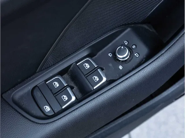 Audi a3 sportback 1.4 e-tron s-line phev 204pk automaat 2018 panoramadak vol leer virtual cockpit keyless, t-028-pd - afbeelding 28 van  41