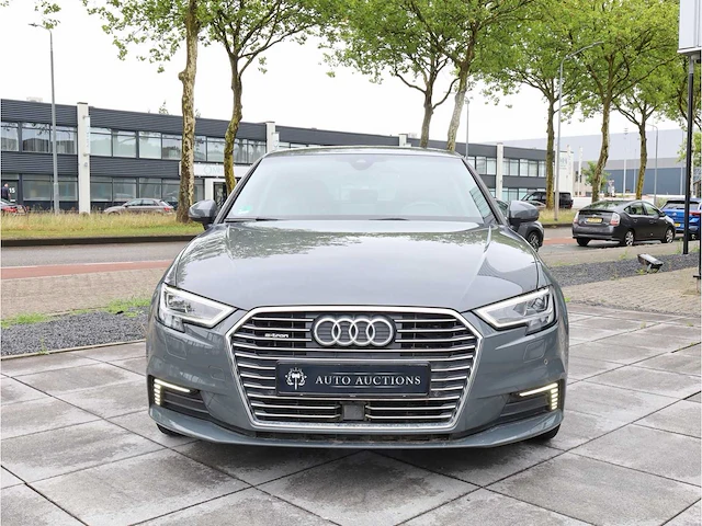 Audi a3 sportback 1.4 e-tron sport 204pk automaat 2018 - afbeelding 29 van  30