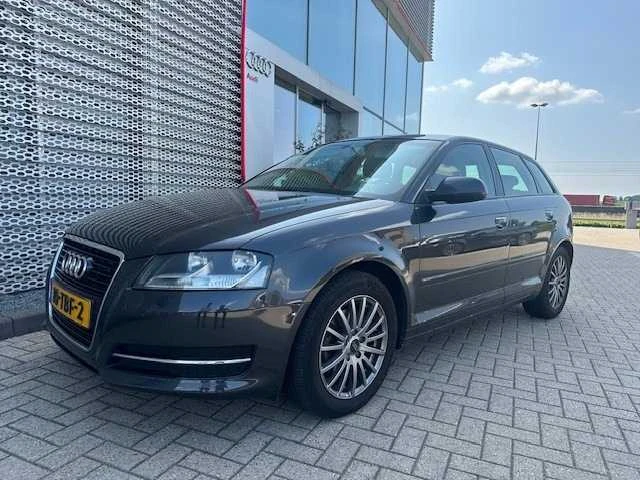 Audi a3 sportback 1.4 tfsi attraction pro line business2012 | 10-tbf-2 - afbeelding 1 van  5