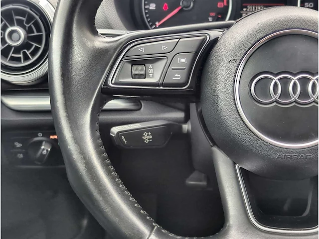 Audi a3 sportback 1.5 tfsi cod sport s line edition 2017 | n-306-tg i - afbeelding 9 van  30