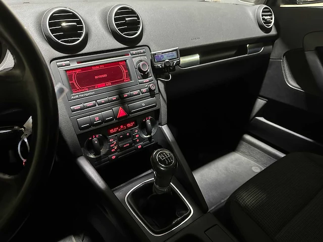 Audi a3 sportback 2.0 tdi attraction pro line business 170pk 2008, 55-zr-hk - afbeelding 18 van  37