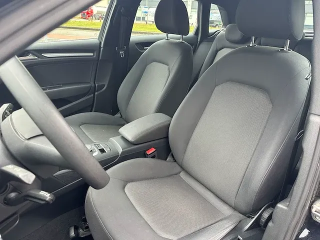 Audi a3 sportback 30 tfsi automaat 2019 xenon/led navigatiesysteem stoelverwarming verlengde fabrieksgarantie - afbeelding 3 van  26