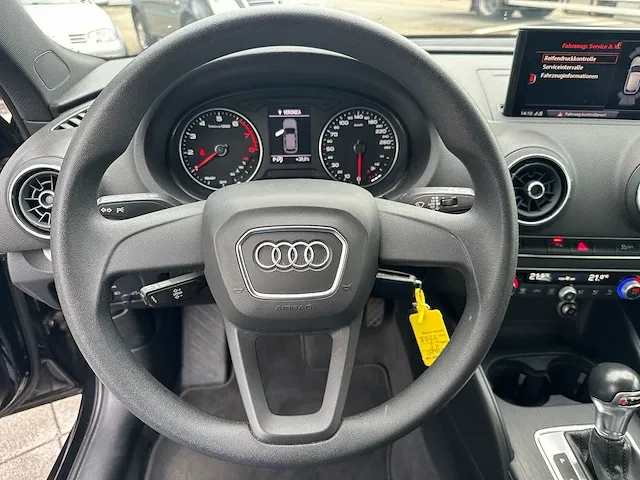 Audi a3 sportback 30 tfsi automaat 2019 xenon/led navigatiesysteem stoelverwarming verlengde fabrieksgarantie - afbeelding 6 van  26