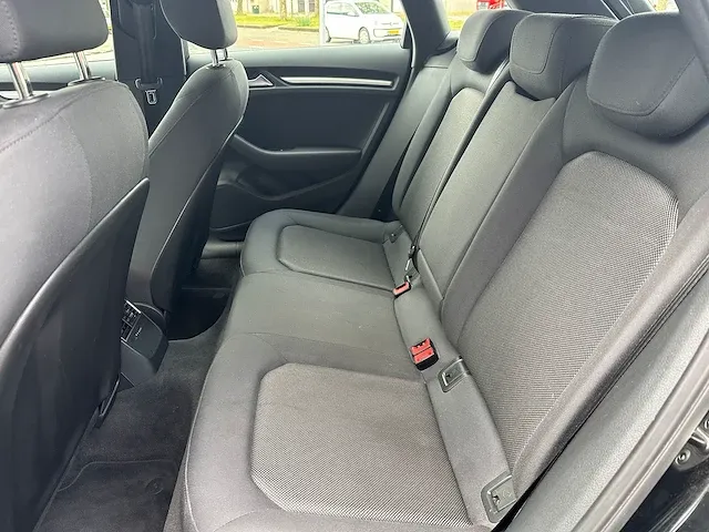 Audi a3 sportback 30 tfsi automaat 2019 xenon/led navigatiesysteem stoelverwarming verlengde fabrieksgarantie - afbeelding 17 van  26