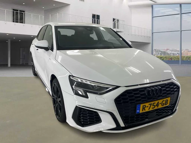 Audi a3 sportback 30 tfsi s edition 2022 | r-754-gb - afbeelding 20 van  26