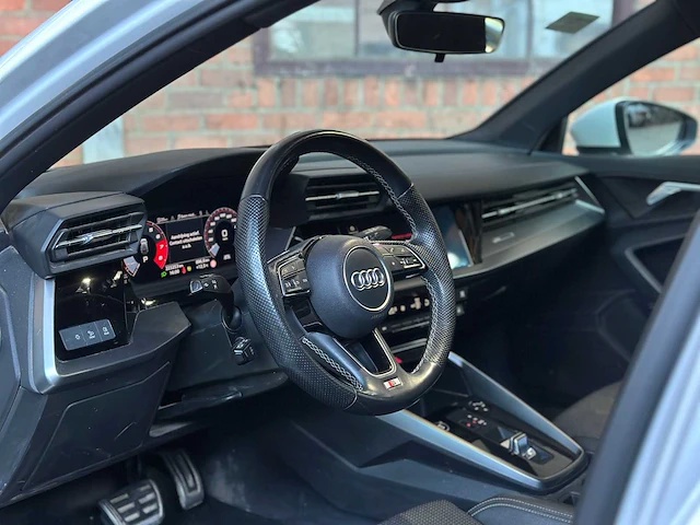 Audi a3 sportback 30 tfsi s edition s-line 110pk 2021 (origineel-nl), l-963-sj - afbeelding 13 van  43