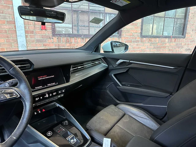 Audi a3 sportback 30 tfsi s edition s-line 110pk 2021 (origineel-nl), l-963-sj - afbeelding 15 van  43